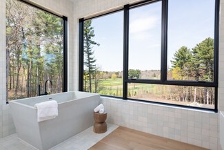 154 Newton St, Weston, MA 02493