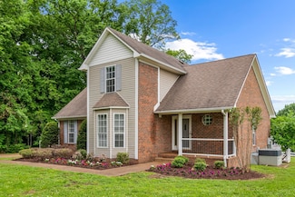 2391 Double Branch Rd, Columbia, TN 38401