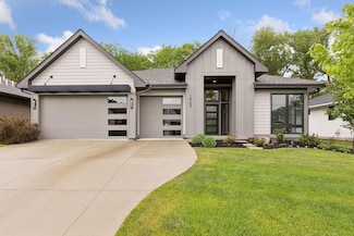 16798 Stirrup Ln, Eden Prairie, MN 55347