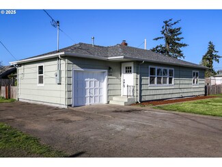 4390 Aster St, Springfield, OR 97478