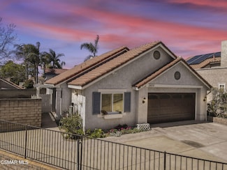 2405 Park Meadow Ct, Simi Valley, CA 93065