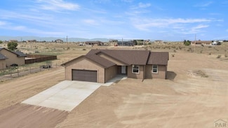 1916 E Spanish Lady Ln, Pueblo, CO 81007