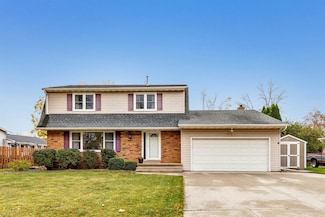 2624 E River Dr, Green Bay, WI 54301