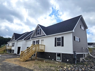 8 Rock Pond Rd Unit 8, Sanford, ME 04073