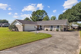 2216 Perry Dr, Abbeville, LA 70510