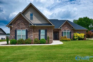103 Madelyn Dr, Meridianville, AL 35759