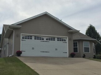 215 West St, Dane, WI 53529
