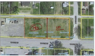 1108 W 11th St, Coffeyville, KS 67337