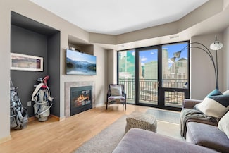 500 E Grant St Unit 2109, Minneapolis, MN 55404