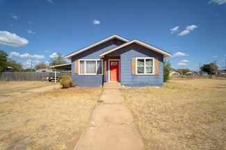 329 S Durham St, Crosbyton, TX 79322