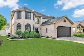 4823 W 106th St, Oak Lawn, IL 60453