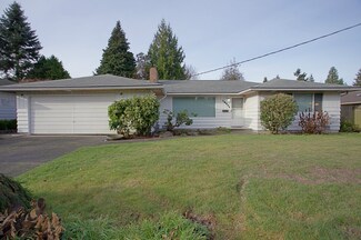 16711 3rd Ave S, Burien, WA 98148