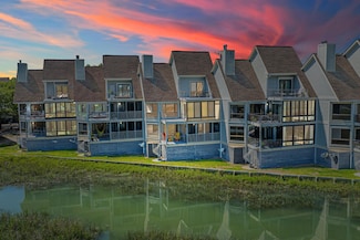 236 Little Oak Island Dr, Folly Beach, SC 29439