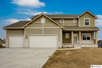 12256 S 111th St, Papillion, NE 68046