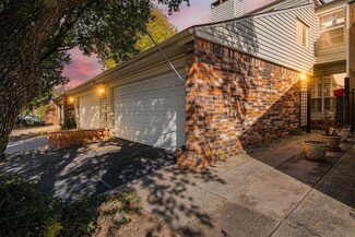 2009 Three Stars Rd, Edmond, OK 73034