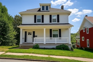 232 E Hallam Ave, Washington, PA 15301