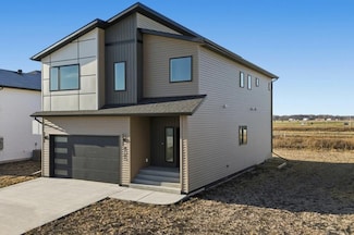 8343 61st St S, Fargo, ND 58104