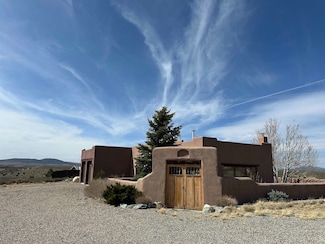 1 Padilla Trail, El Prado, NM 87529