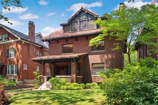 6331 Waterman Ave, Saint Louis, MO 63130
