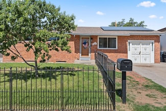 2905 Dorothy St NE, Albuquerque, NM 87112