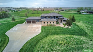 10731 S 232nd St, Gretna, NE 68028
