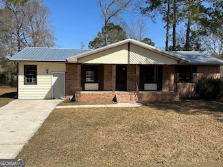 1220 Poplar Ave, Nashville, GA 31639