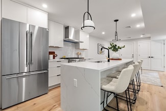 190 Salem St Unit 2, Boston, MA 02113