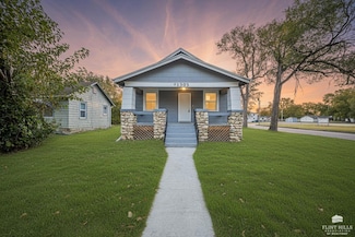 1303 N Adams St, Junction City, KS 66441