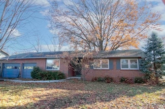 3415 Trail Rd, Lawrence, KS 66049