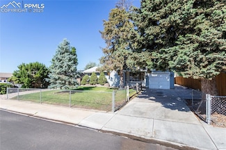 428 Rose Dr, Colorado Springs, CO 80911