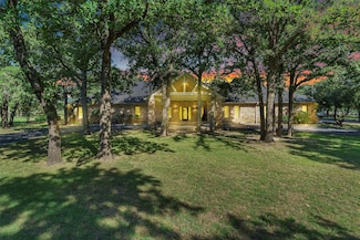 120 Deer Park Ct, Granbury, TX 76048