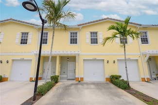 1106 NW 40th Terrace, Lauderhill, FL 33313