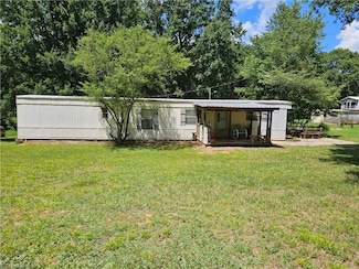4413 Lewis Rd, East Bend, NC 27018