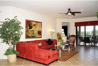 10478 Smokehouse Bay Dr, Naples, FL 34120