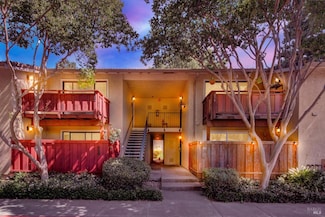 652 Arcadia Dr, Vacaville, CA 95687