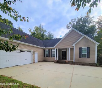 101 Duval Ln, New Bern, NC 28560