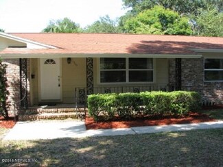 5415 Whitney St, Jacksonville, FL 32277