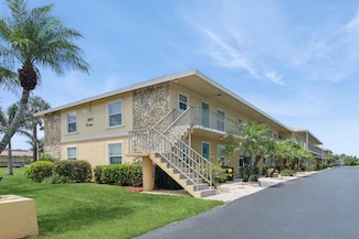 401 Charlemagne Blvd Unit 206, Naples, FL 34112