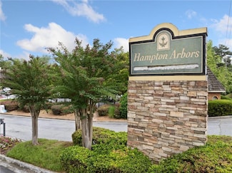 717 Beaufort Cir, Duluth, GA 30096