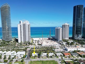 18825 Atlantic Blvd, Sunny Isles Beach, FL 33160