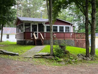 41 Lake Circle Rd, Derby, VT 05855