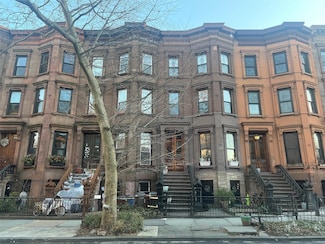 132 Macdonough St, Brooklyn, NY 11216