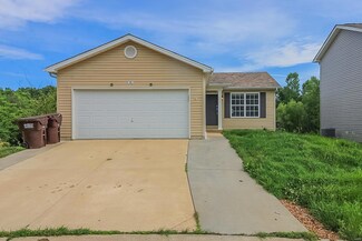 11 Saddleback Ridge Dr, Winfield, MO 63389