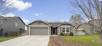 1800 Crab Apple Cir, West Richland, WA 99353