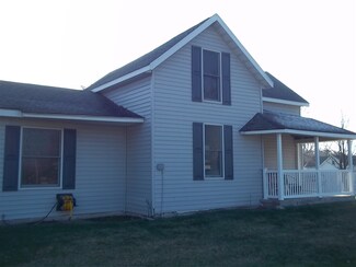 211 E 7th St, Warren, IN 46792