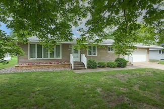 905 24th Ave N, Saint Cloud, MN 56303