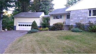 288 Truman Hwy, Milton, MA 02186