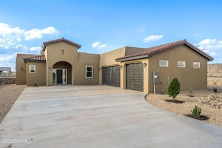 711 Hendee Place, Las Cruces, NM 88005