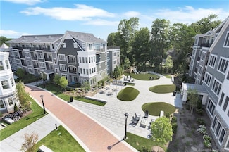 160 Park St Unit 202, New Canaan, CT 06840