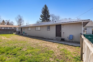 1411 Lakeview Ave, Klamath Falls, OR 97601